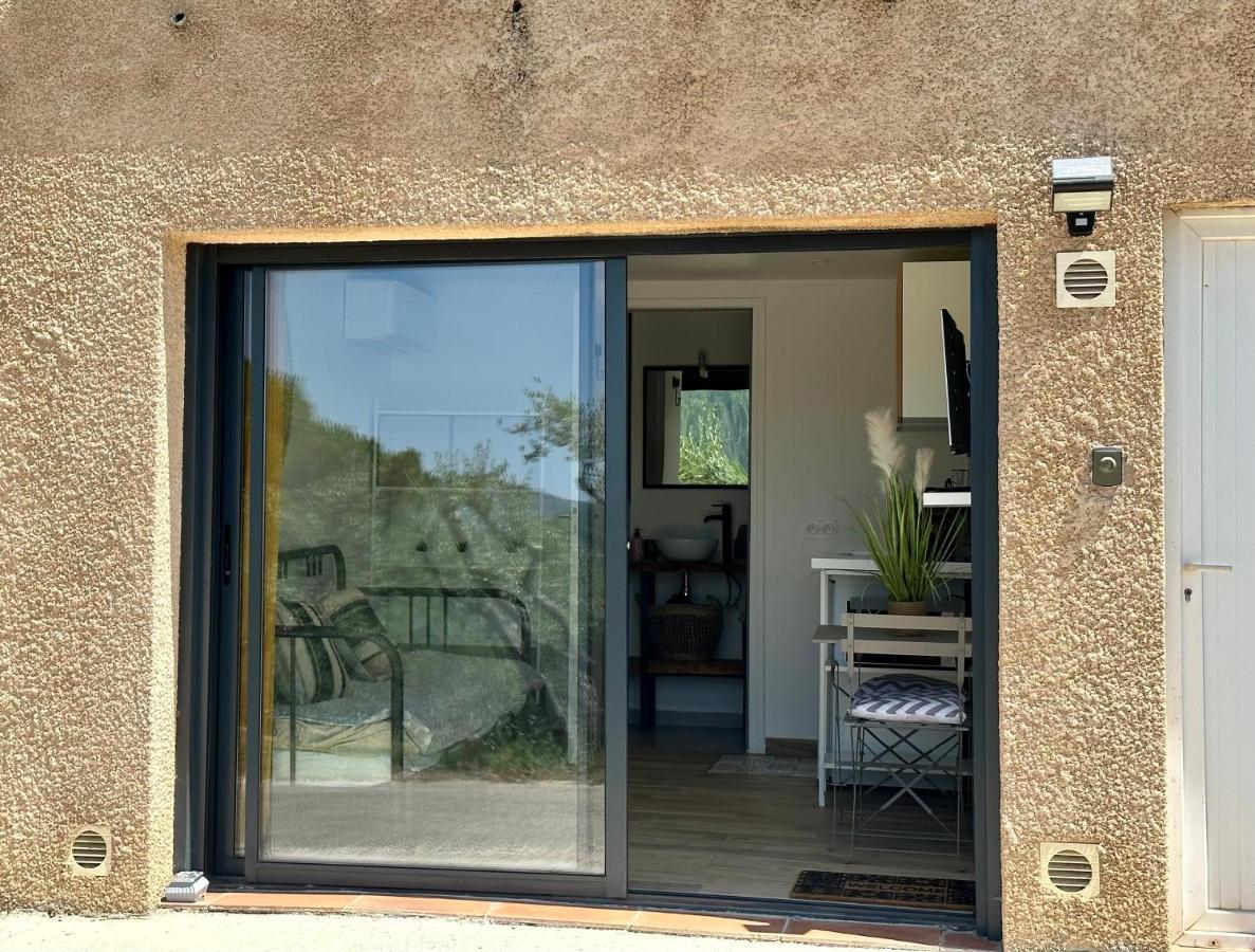 Studio Collobrieres Vue Sur Village Ngoại thất bức ảnh